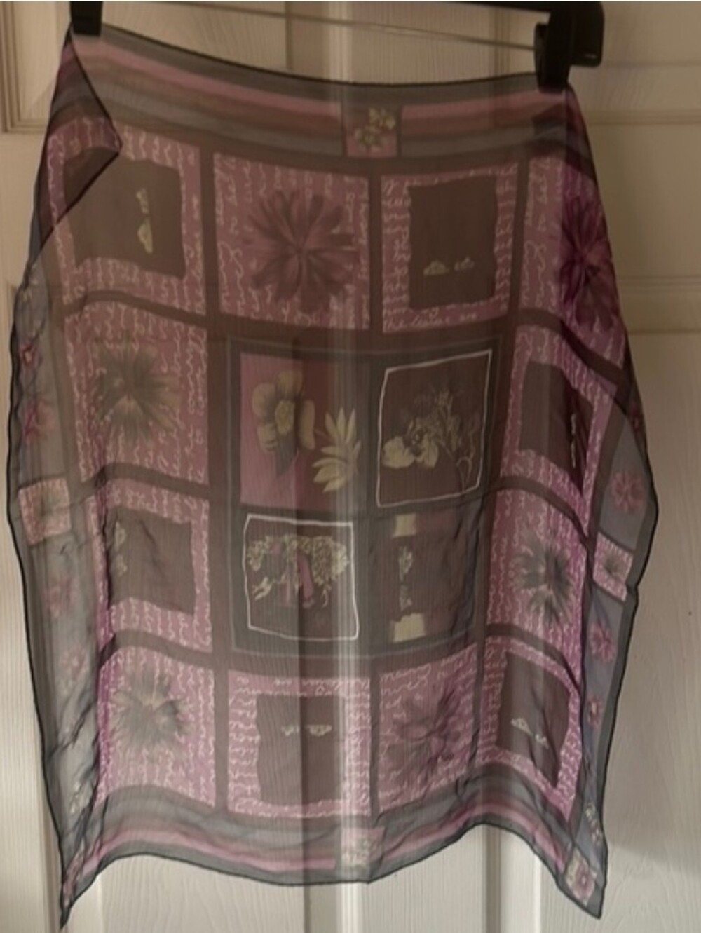 Stylish Purple Patterned Women's Scarf - Lightweight Fashion Accessory
